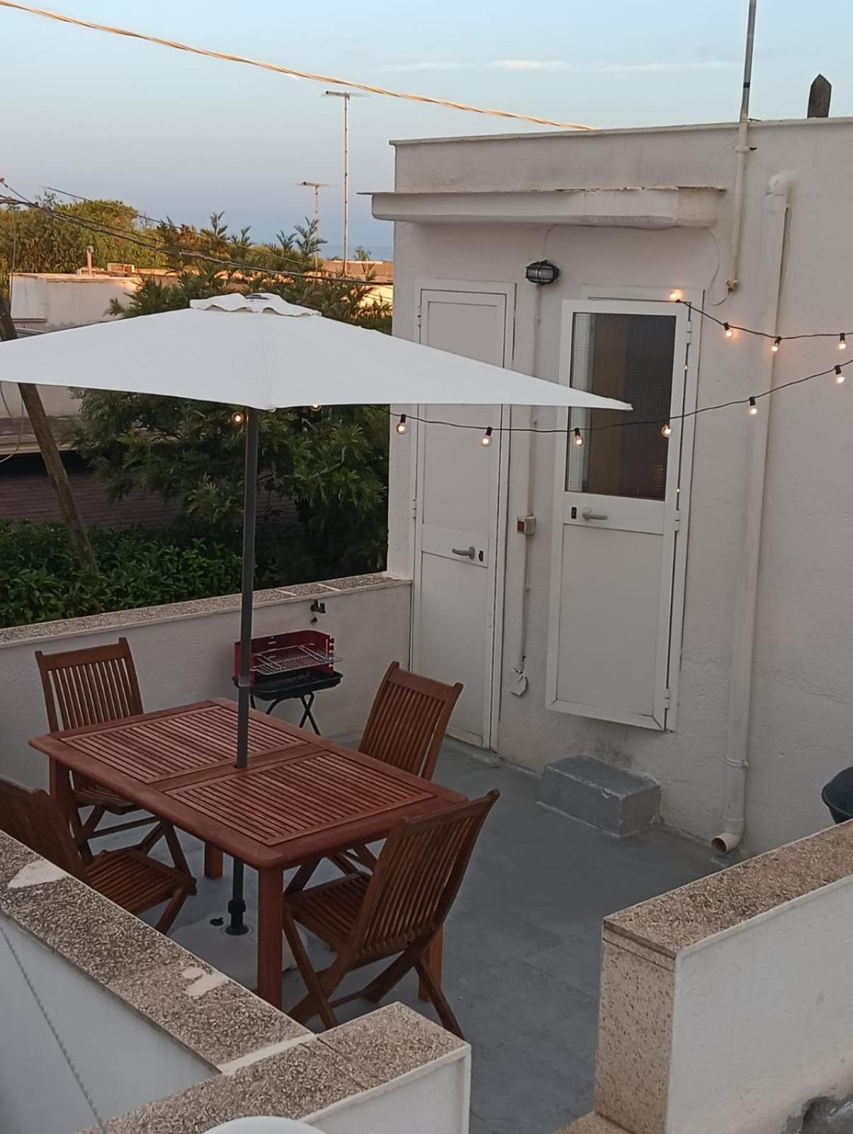 Casa Gialla Mare Del Salento Маруджо Екстер'єр фото