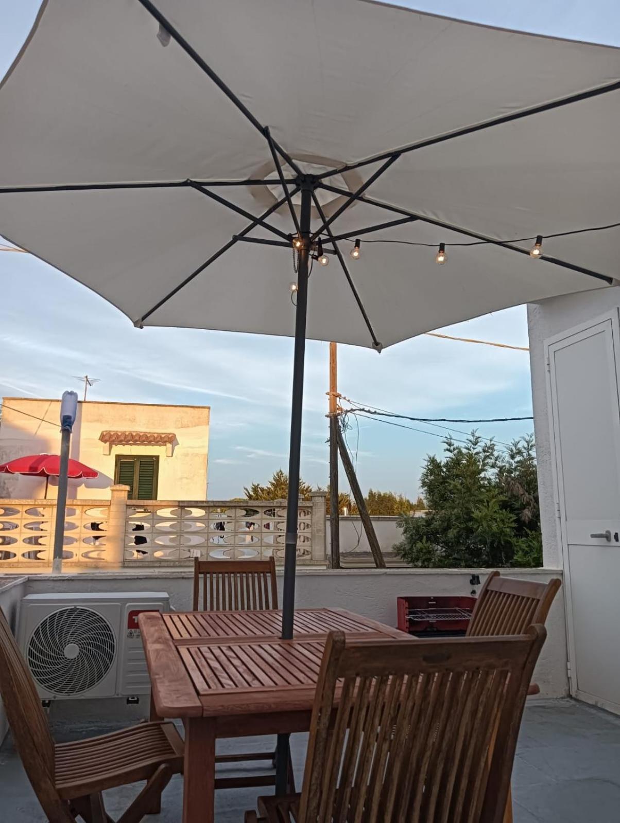 Casa Gialla Mare Del Salento Маруджо Екстер'єр фото